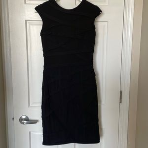 Adrianna Papell Size 2 Black Dress